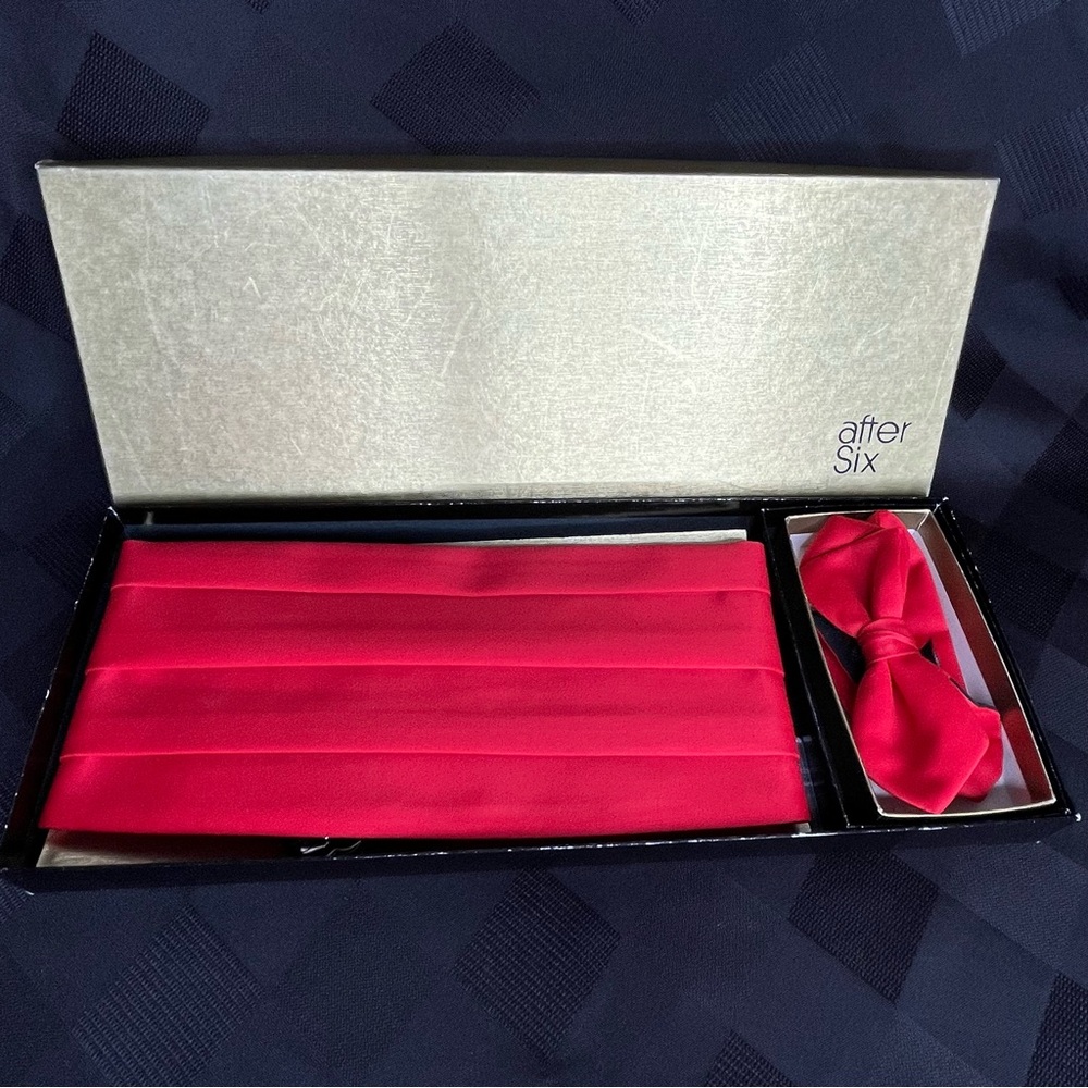 Men's Red Formal Cummerbund and Bow Tie Set. After Six. Made in USA